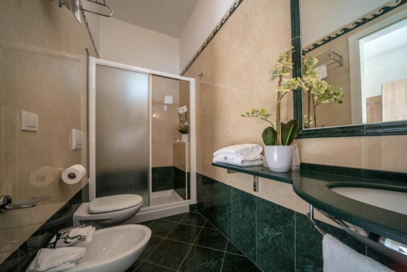 Hotel Bellevue Κατόλικα Εξωτερικό φωτογραφία